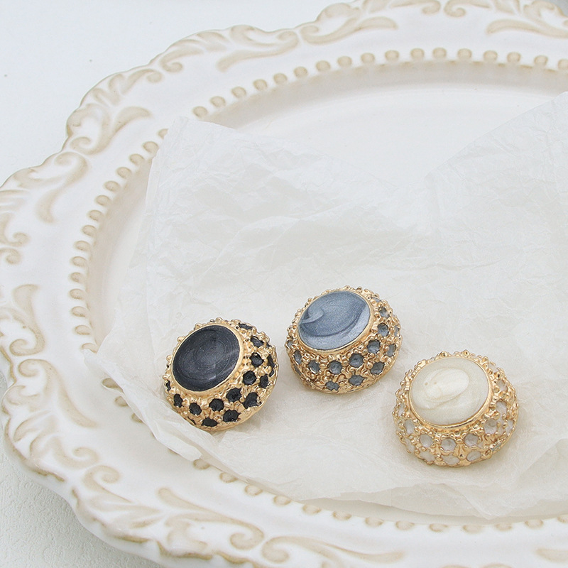 18/20/25mm Vintage Gold Pearl  - Vintage Collectible Buttons review and price