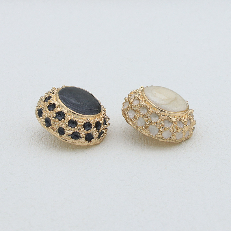 18/20/25mm Vintage Gold Pearl  - Vintage Collectible Buttons review and price