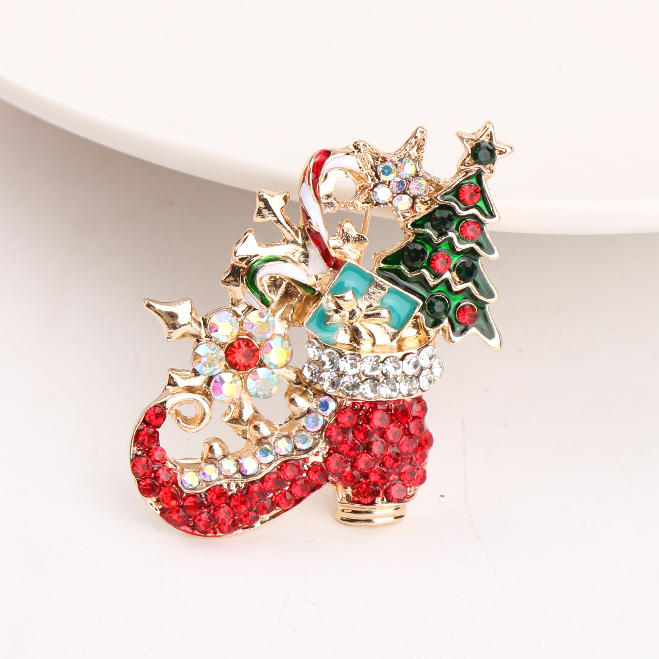 Christmas Collection Jewelry B - Vintage Collectible Santa review and price