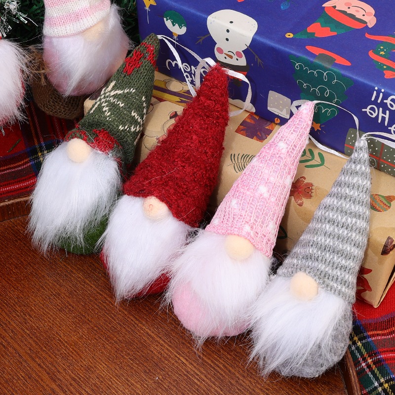 Soft Santa Claus Knit Doll Pen - Vintage Collectible Santa review and price